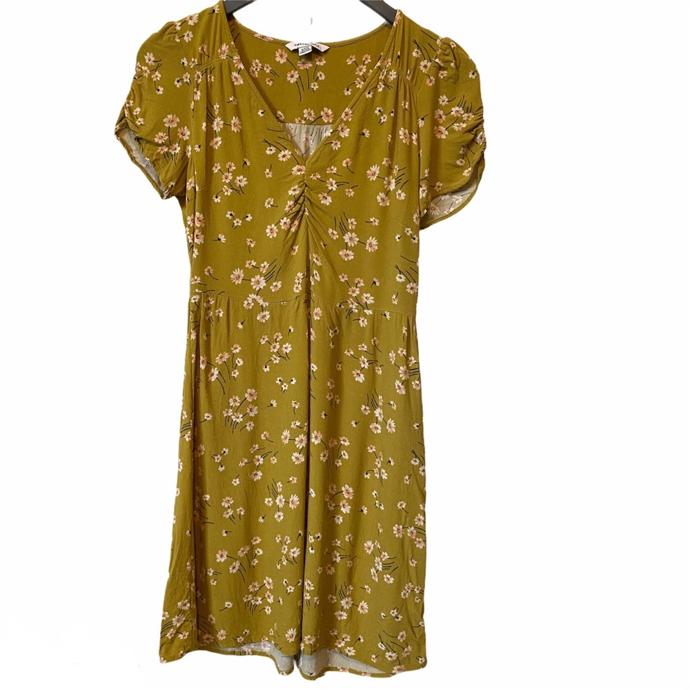 American Eagle Outfitters floral cap sleeve dress